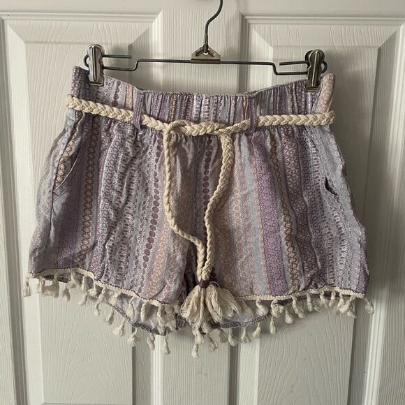 Rewash Linen Blend Tapestry Boho Shorts W/ Fringe Bottom Purple Tones Size small - Picture 1 of 4
